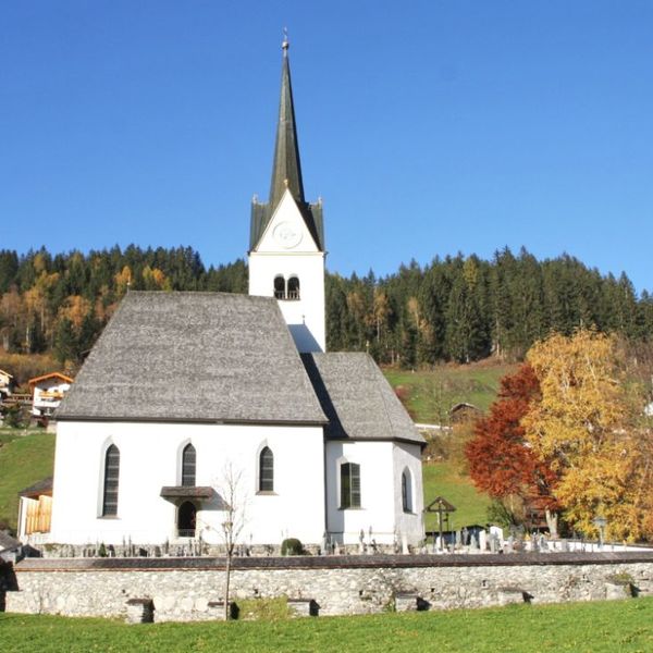 Pfarrkirche und Friedhof Wald im Pinzgau / Rosa Kreidl Pfarrkirche und Friedhof Wald im Pinzgau