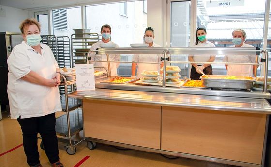 Das Ordensklinikum legt Wert auf einen verantwortungsvollen Umgang mit Lebensmitteln in den Krankenhausküchen. 