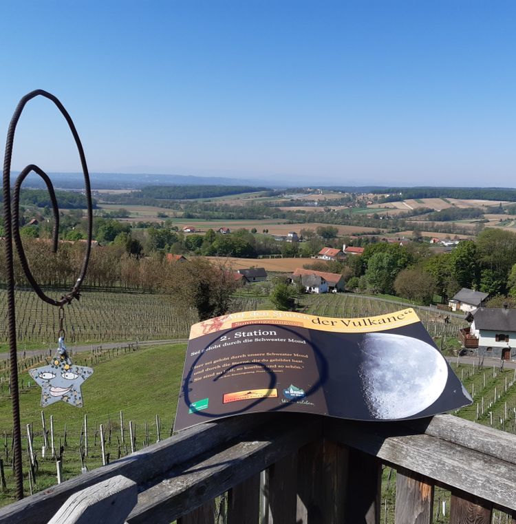 Entlang des TAU-Wegs der Riede