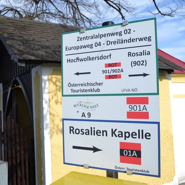 Hochwolkersdorf / Ernestine Fürst Hochwolkersdorf