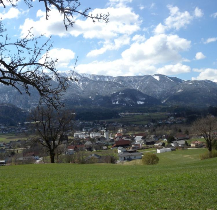 Blick auf St. Stephan ob  Finkenstein                               