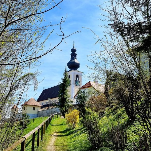 Kirche Kirchberg / Tamara Wagner Kirche Kirchberg