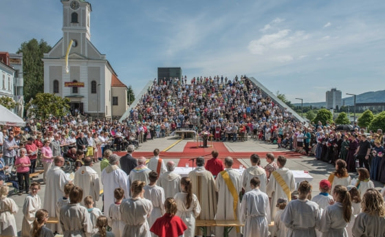 Festgottesdienst am 31. Mai 2015 am AEC Platz