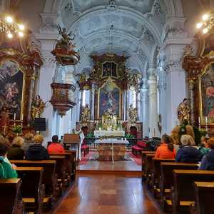 Von der Wallfahrtskirche Maria Bründl zur Pfarrkirche Raab